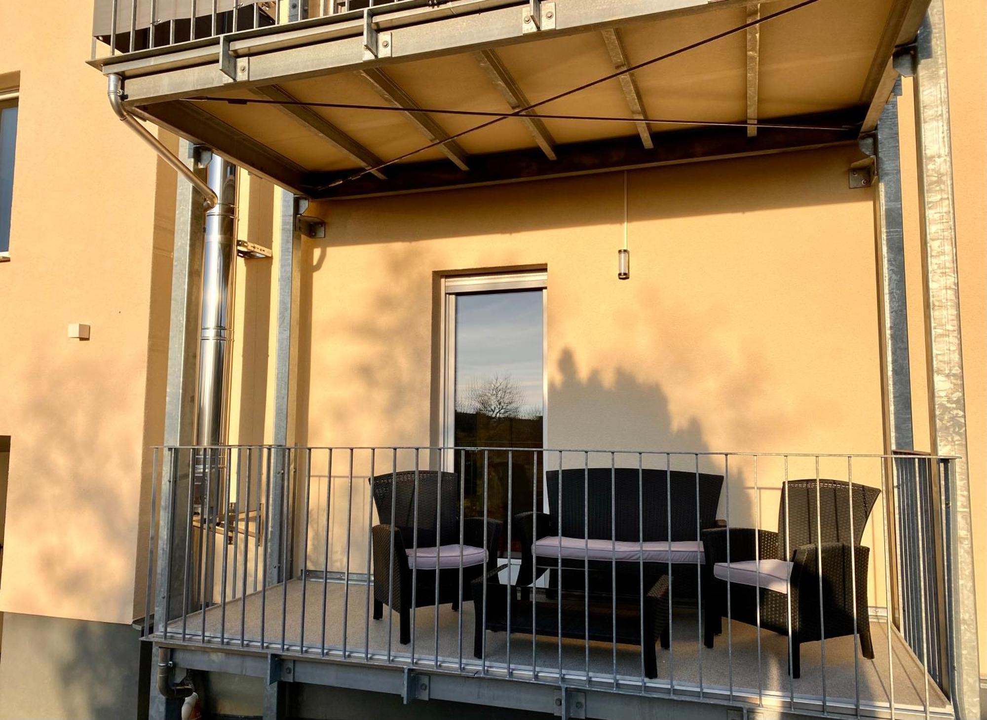 Hochwertige Mit 7qm Balkon, Netflix, Kaffeeautomat, Rainshower Bad